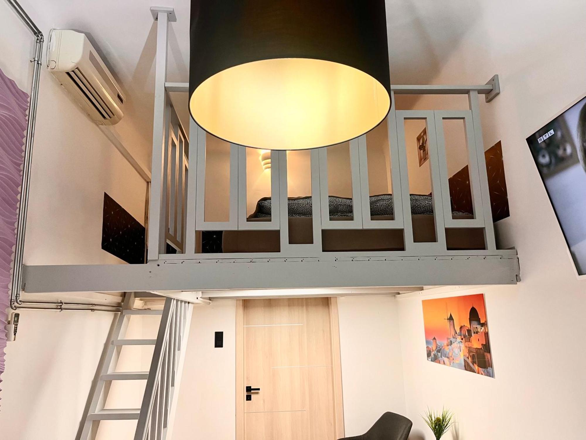 Ferienwohnung Ernesto 17 With Free Parking Possibility Budapest Exterior foto