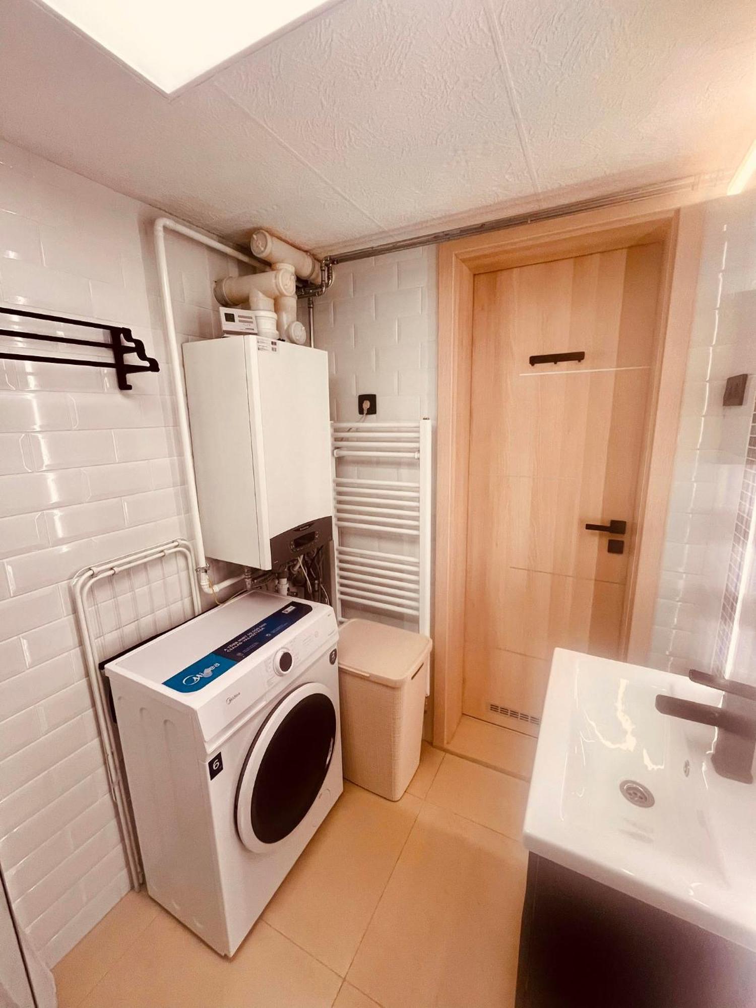 Ferienwohnung Ernesto 17 With Free Parking Possibility Budapest Exterior foto